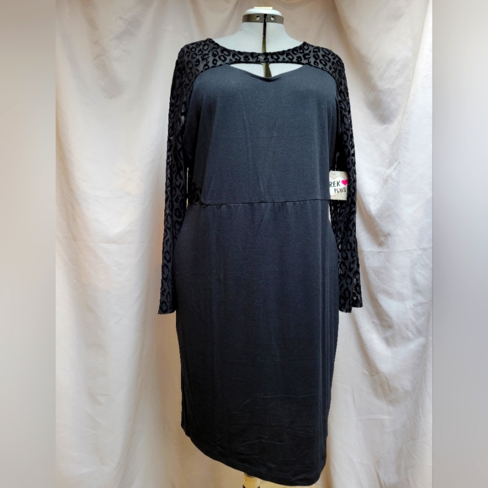 Black dress with mesh leapoard print